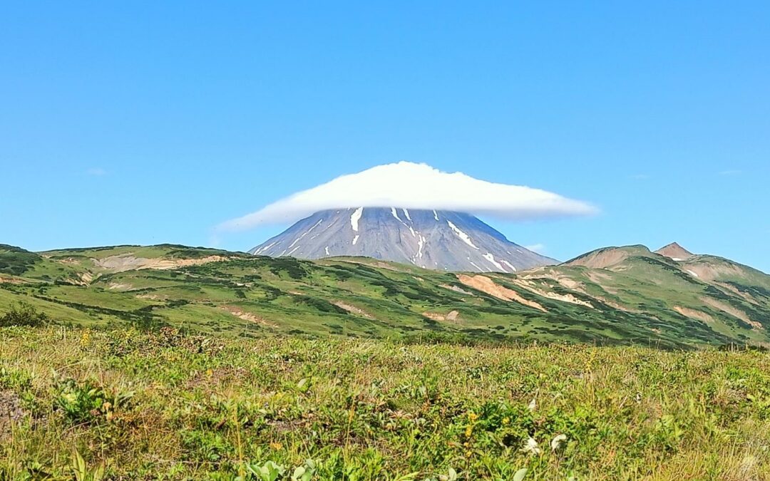 Tour des volcans du Kamchatka